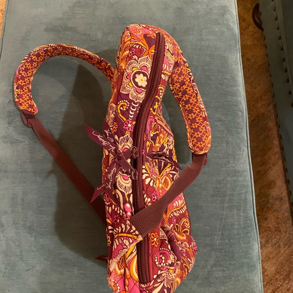 Beautiful Vera Bradley “Sunset Safari” backpack - Picture 4 of 8